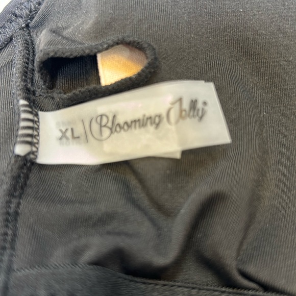 Blooming Jelly Womens One Piece Tummy Control Ruffle Swimsuit-Size XL NWOT - Picture 7 of 11